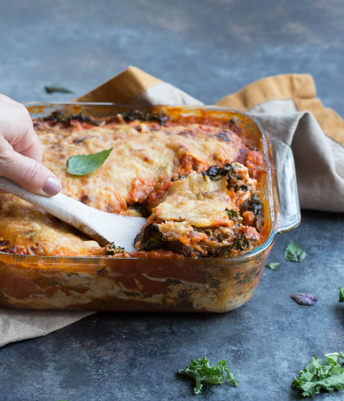 Do you want more protein, less carbs and loads of veggies in your diet? Look no further than meal prepping this Vegetarian Roasted Eggplant Lasagna! It's a dinner time favorite and totally crave worthy. 