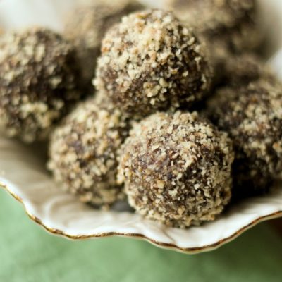 Fig balls or bars. Easy vegan dried fig recipe great for pre or post workout!