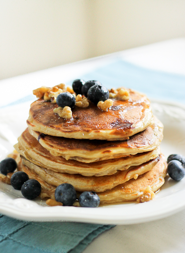 Greek Yogurt Pancakes | love & zest