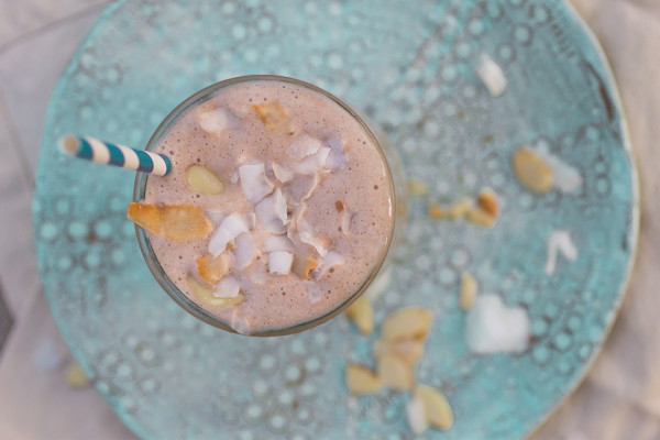 Almond-Joy-Protein-Smoothie-5198