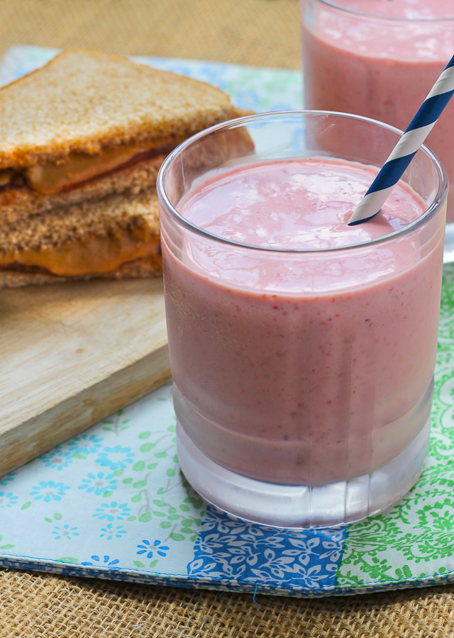 PB-amp-J-Smoothie