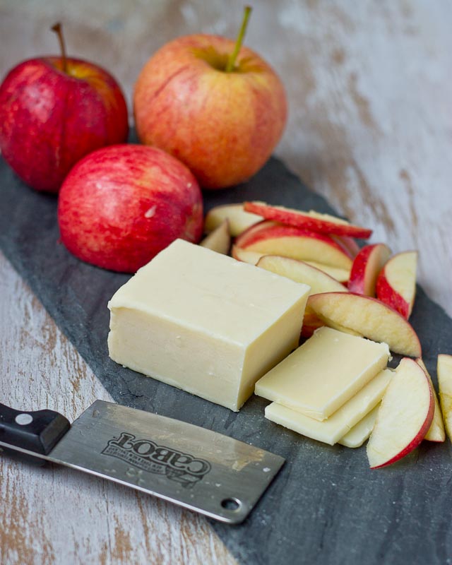 Apples and Cheese-7354