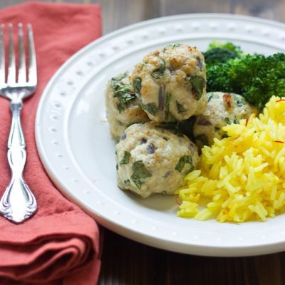 These Spinach & Turkey Meatballs are a meal prepping dream. Prep 'em, freeze 'em, bake 'em. Great source of lean protein and a healthy dose of spinach!