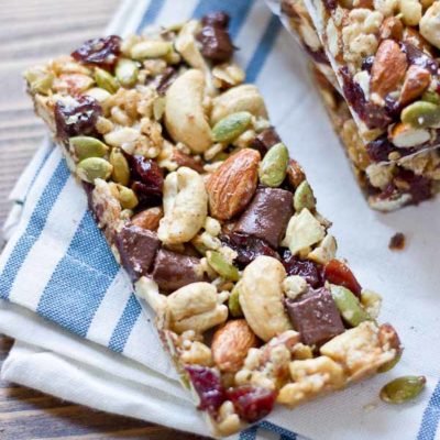 Tart Cherry, Dark Chocolate & Cashew Granola Bars. These snack bars are sweet, tart, salty, crunchy, healthy, yummy, and easy to make… what else can you ask for in a snack!?