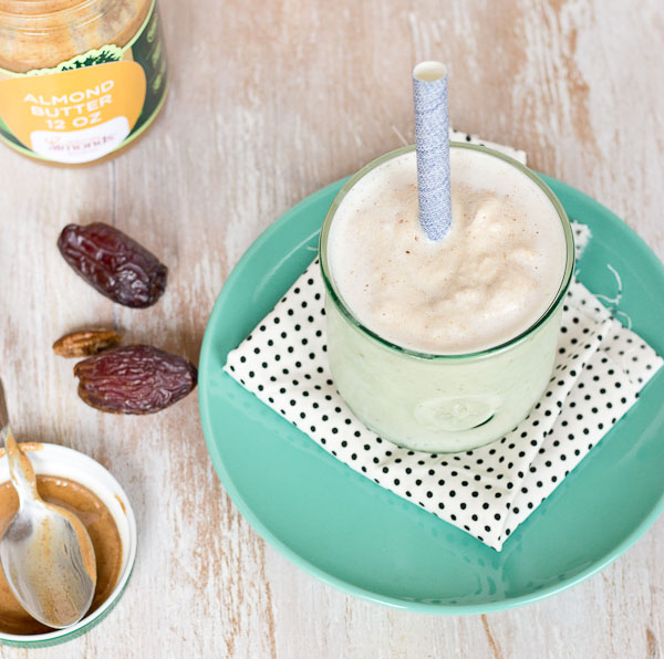This Almond Butter Date Shake is just what you need to help you power through your day! It's creamy and dessert-like and makes a healthy protein rich snack or post workout recovery shake.| @KristinaLaRueRD