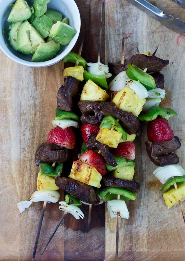 These Balsamic Steak Kabobs are infused with sweet balsamic flavor, garlic, and loaded with summer produce. Nothing better than a summer grilling night.| @KristinaLaRueRD