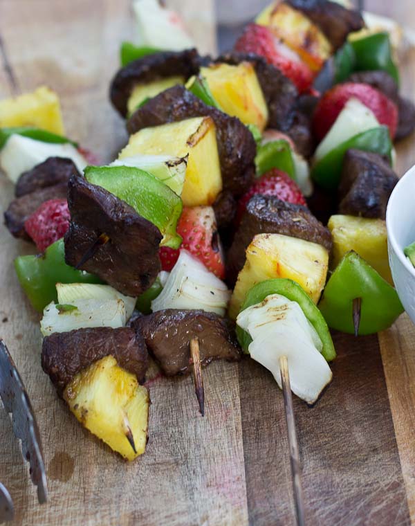 These Balsamic Steak Kabobs are infused with sweet balsamic flavor, garlic, and loaded with summer produce. Nothing better than a summer grilling night.| @KristinaLaRueRD