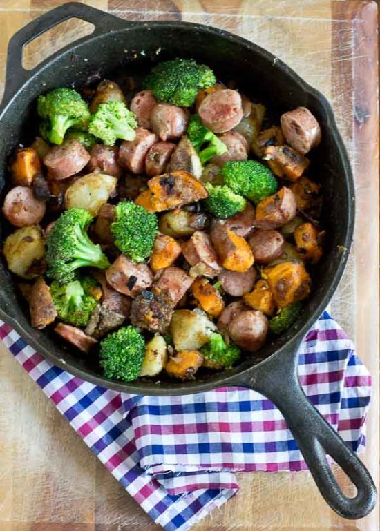 Start your day off with a hearty breakfast and enjoy this Chicken & Veggie Breakfast Skillet made with mushrooms, onions, broccoli, potatoes, and chicken sausage. Veggie packed and husband approved. 