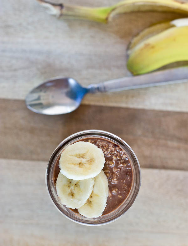 Rise and shine, it's breakfast time! Jumpstart your day with this high protein Chocolate Banana Overnight Oats recipe... all dessert-y and no cooking required. Grab and go convenience. Gluten-free. Great source of protein and fiber.