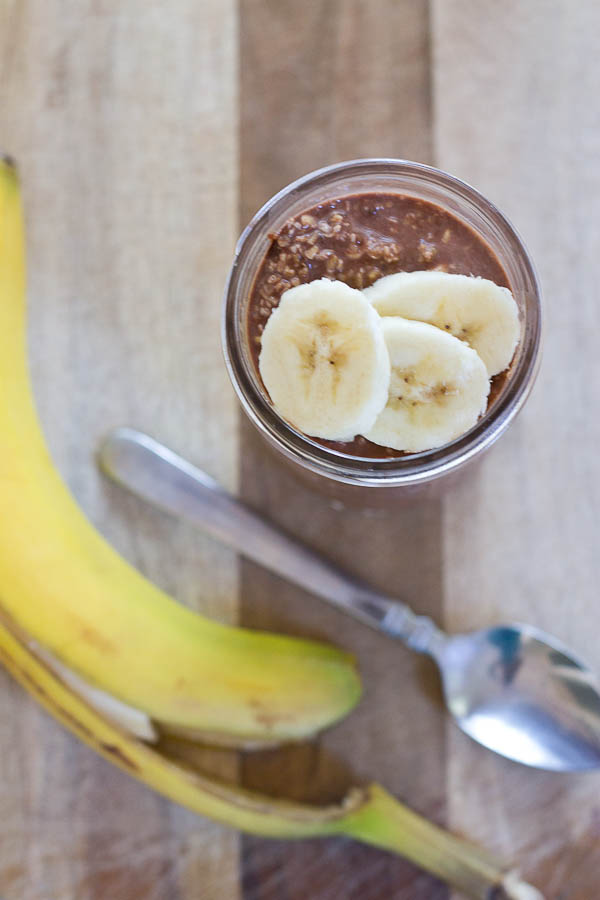 Rise and shine, it's breakfast time! Jumpstart your day with this high protein Chocolate Banana Overnight Oats recipe... all dessert-y and no cooking required. Grab and go convenience. Gluten-free. Great source of protein and fiber.