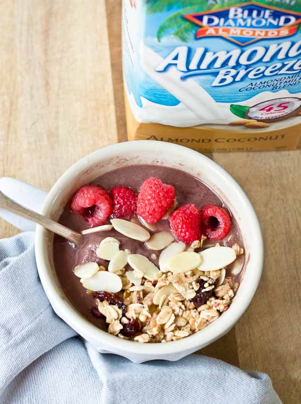 Acai, an ancient super-berry from the Amazon rainforest, makes this smoothie bowl extra velvety, decadent and low carb.