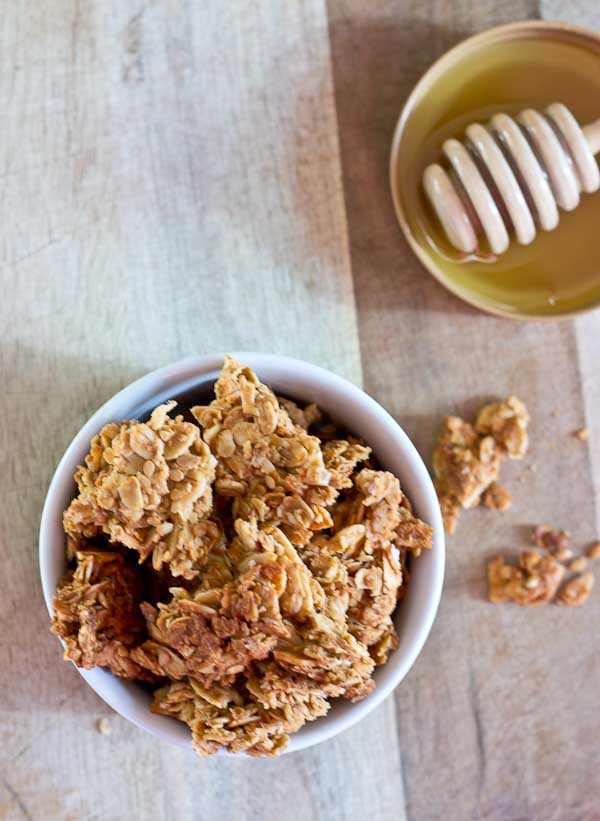 Granola lovers get ready, this classic cereal combo has been taken up a notch with peanut butter! This PB Oats & Honey Granola features honey toasted oats, crunchy almonds and flax, and that yummy peanut butter flavor.