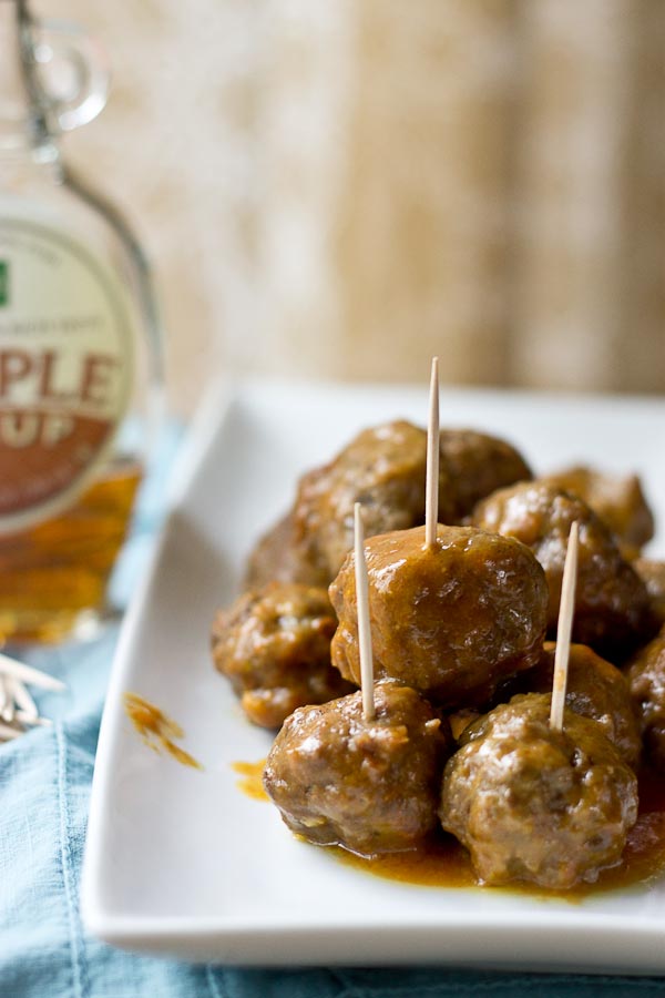 Slow Cooker BBQ Meatballs tho. Love that sweet maple flavor! Learn how to make bbq meatballs recipe in the crockpot for a crowd at your next party or meal prep them to eat throughout the week! The crock pot does all the work.