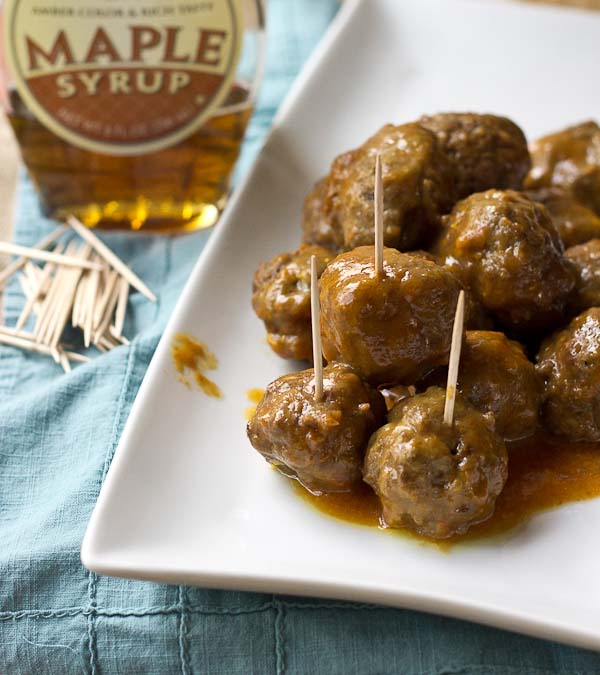 Slow Cooker BBQ Meatballs tho. Love that sweet maple flavor! Learn how to make bbq meatballs recipe in the crockpot for a crowd at your next party or meal prep them to eat throughout the week! The crock pot does all the work.