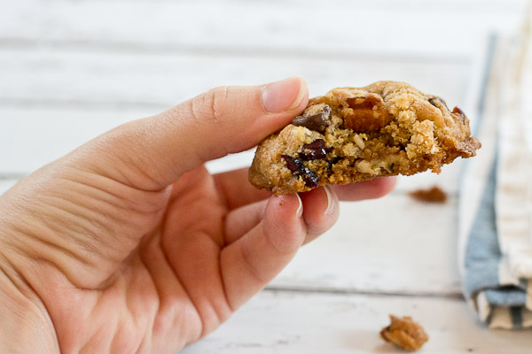 Coconut Oil Chocolate Chip & Cranberry Cookies...have you tried coconut oil in cookies yet? Coconut oil is yummy yum yum in sweet foods. And I LOVE what it does to cookies-- crispy on the edges and soft in the middle kinda of cookies, with a hint of coconut flavor.