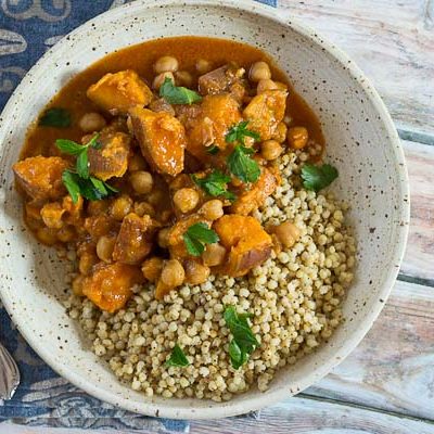 Oh oh oh, you sweet, precious Sweet Potato Red Curry, I love you. Like really really love you. This Sweet Potato Curry is crazy simple to stir together on a chilly night when all you want to do is curl up on the couch with a cuddly blanket...and a warm comforting bowl of this Sweet Potato Curry, of course. Vegan. Gluten free.