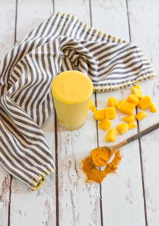 Golden Milk Turmeric Smoothie anti inflammatory, breakfast smoothies