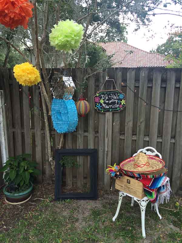 It's a fiesta... engagement shower! If you're throwing a couples shower this is a fun theme. Everyone loves chips, salsa, and sangria! 