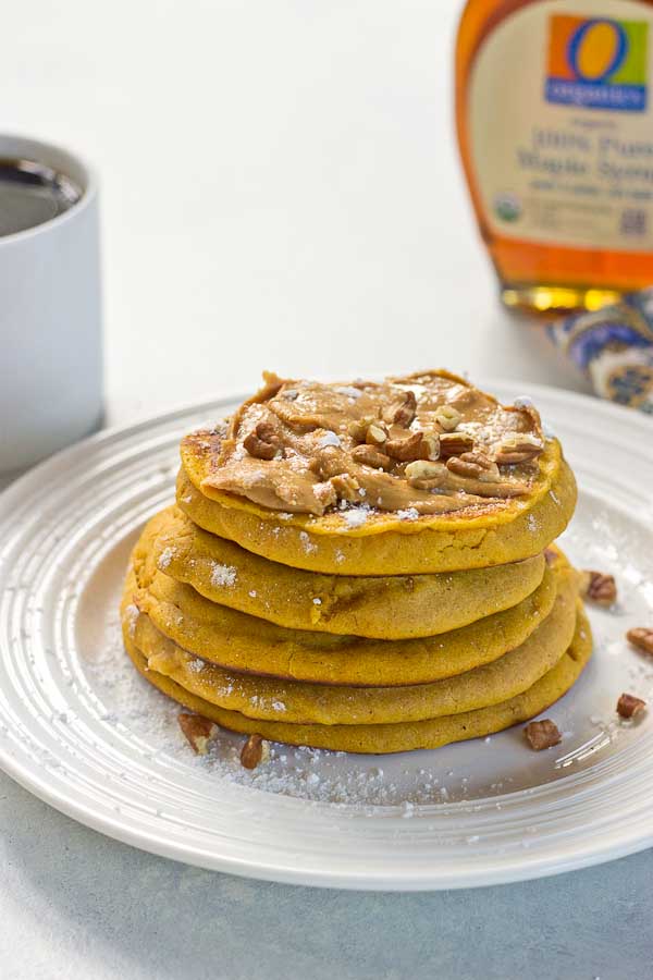 Peanut Butter Pumpkin Pancakes, need I say more? Get in my belly already! Super easy recipe made with box pancake mix to simplify your mornings. 