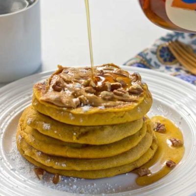 Peanut Butter Pumpkin Pancakes, need I say more? Get in my belly already! Super easy recipe made with box pancake mix to simplify your mornings.
