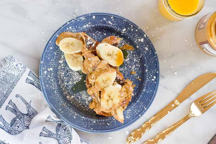 This Creamy Peanut Butter and Banana Stuffed French toast is dabomb dot com. Like I'm so pumped about this flavor combo. Bring on the creamy PB and bananas please!
