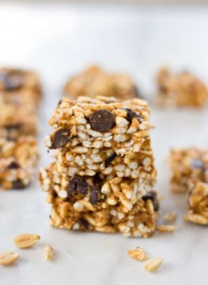 These Crunchy Peanut Butter Chocolate Chip Bars are all the rage-- perfect for a quick snack after school or work. Heck, they're delicious for breakfast or to satisfy those late night PB and chocolate cravings.