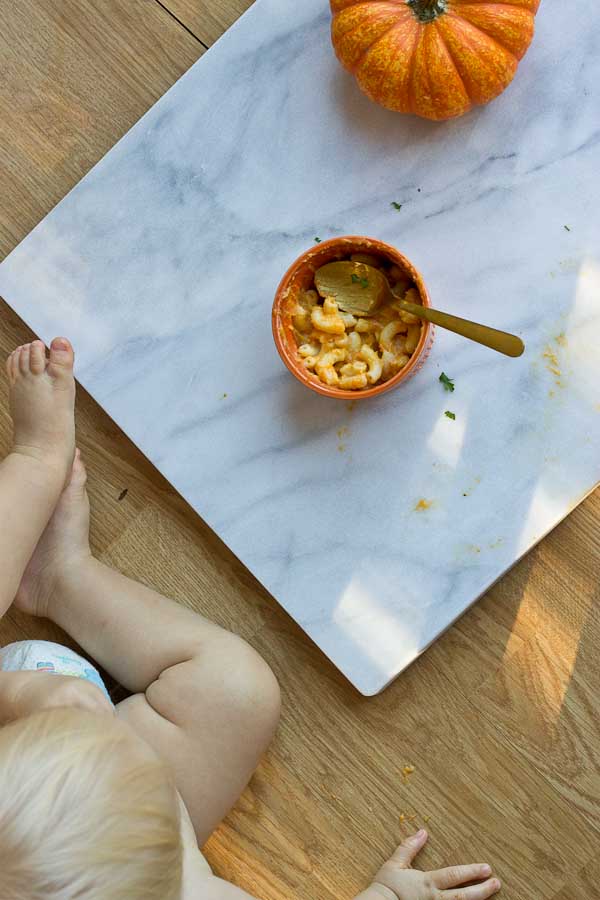 Pumpkin Mac n Cheese made with Good Food Made Simple Kids Mac n Cheese. So simple so good!!!! Lots of quick weeknight dinner ideas to make life more simple. 