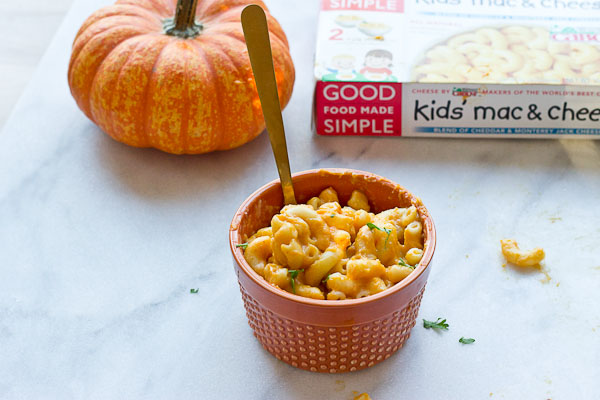 Pumpkin Mac n Cheese made with Good Food Made Simple Kids Mac n Cheese. So simple so good!!!! Lots of quick weeknight dinner ideas to make life more simple.
