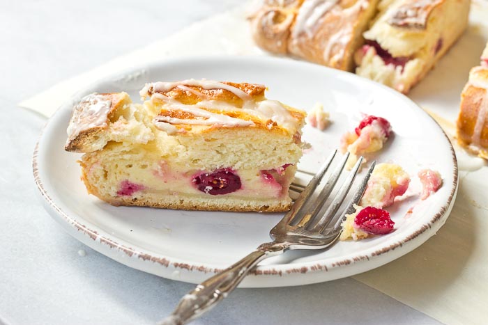 The flavors in this Cranberry Cream Cheese Braid are spot on and bursting with holiday freshness. Cranberries, cream cheese, and pillowy pastry dough...I’m like YIPPEEE! It’s the most wonderful time of the year.