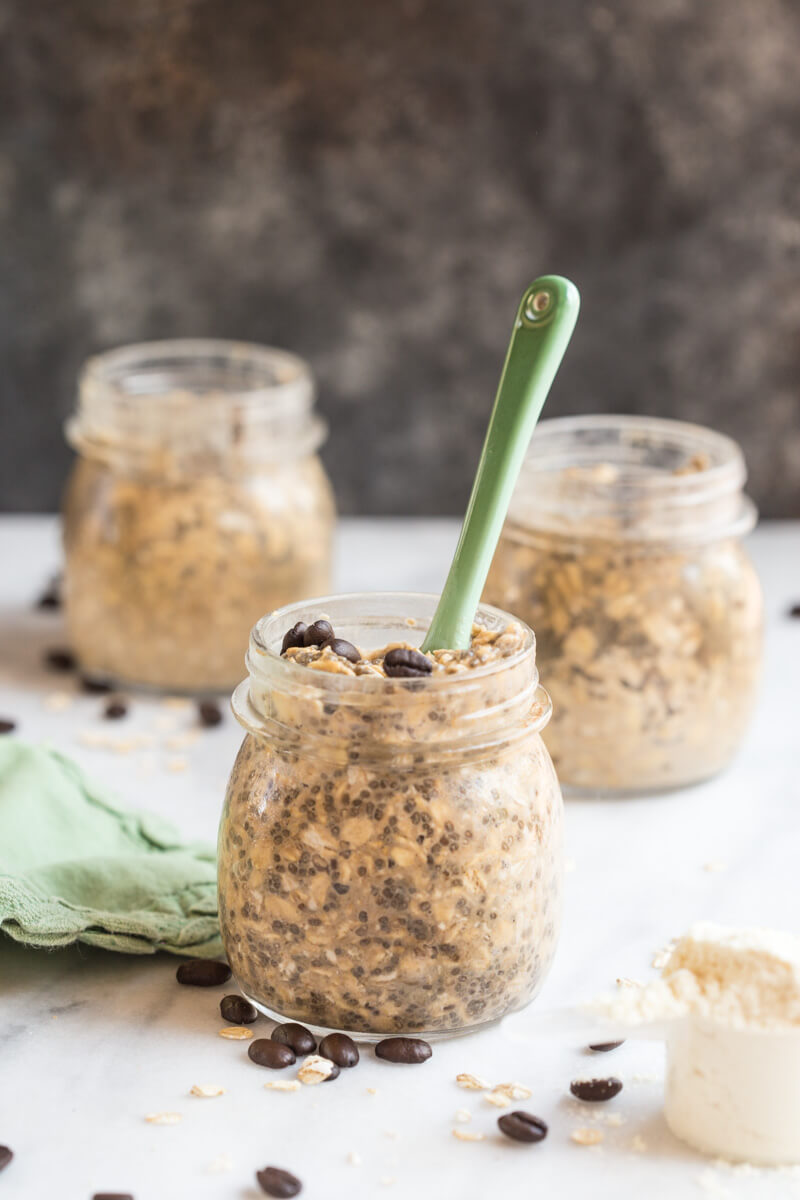 Do you need a little pick me up in the AM? Try this Cold Brew Coffee Overnight Protein Oatmeal. This overnight oatmeal is protein packed and laced with coffee! Oh happy day!