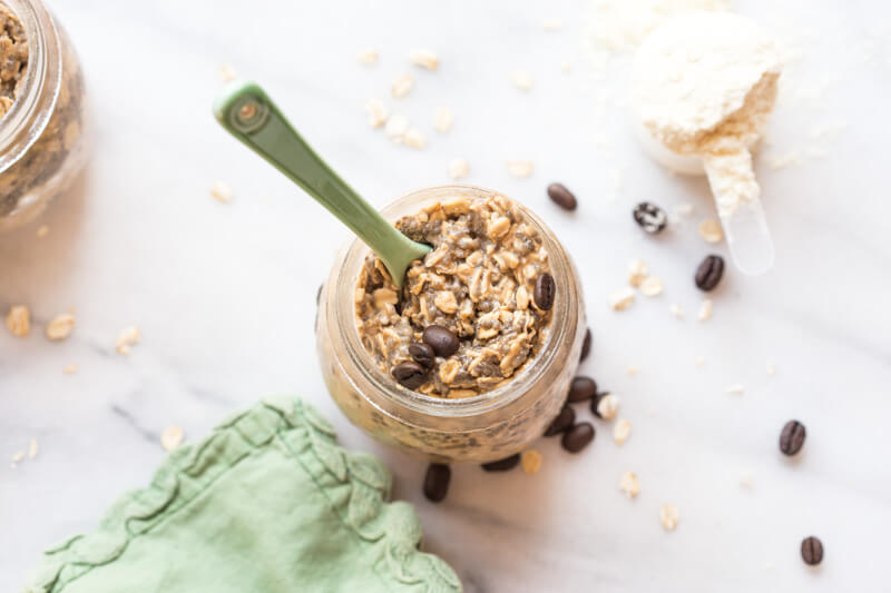 Do you need a little pick me up in the AM? Try this Cold Brew Coffee Overnight Protein Oatmeal. This overnight oatmeal is protein packed and laced with coffee! Oh happy day!