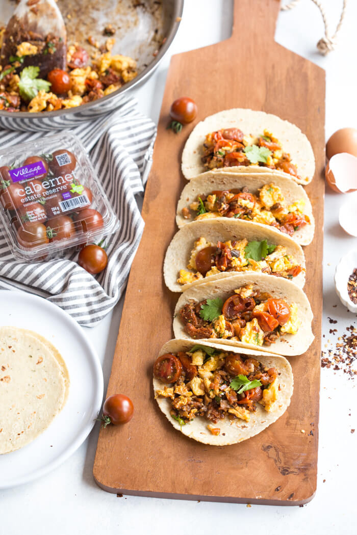 Get excited because these Skillet Breakfast Tacos with Chorizo and Tomatoes are da bomb dot com. Like literally flavor explosion in every bite. This recipe is one of those can’t stop, won’t stop type of breakfast recipes. Seconds? Yes, please!