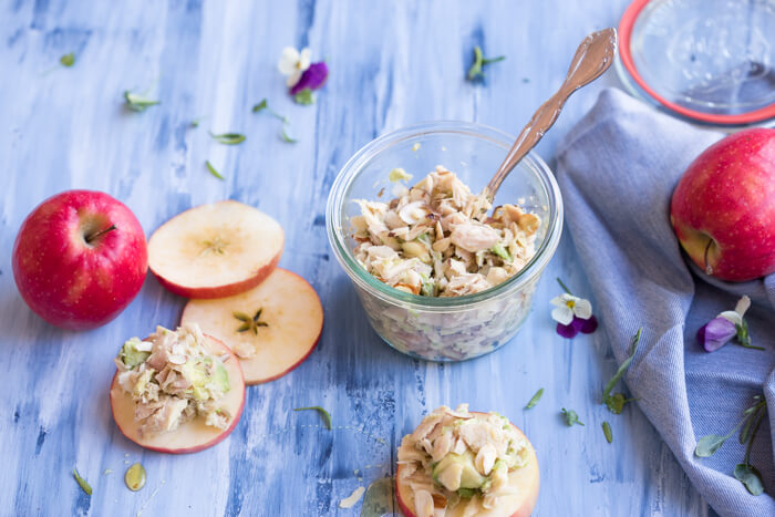 low carb lunch recipe with tuna, almonds, avocado, and lemon juice 