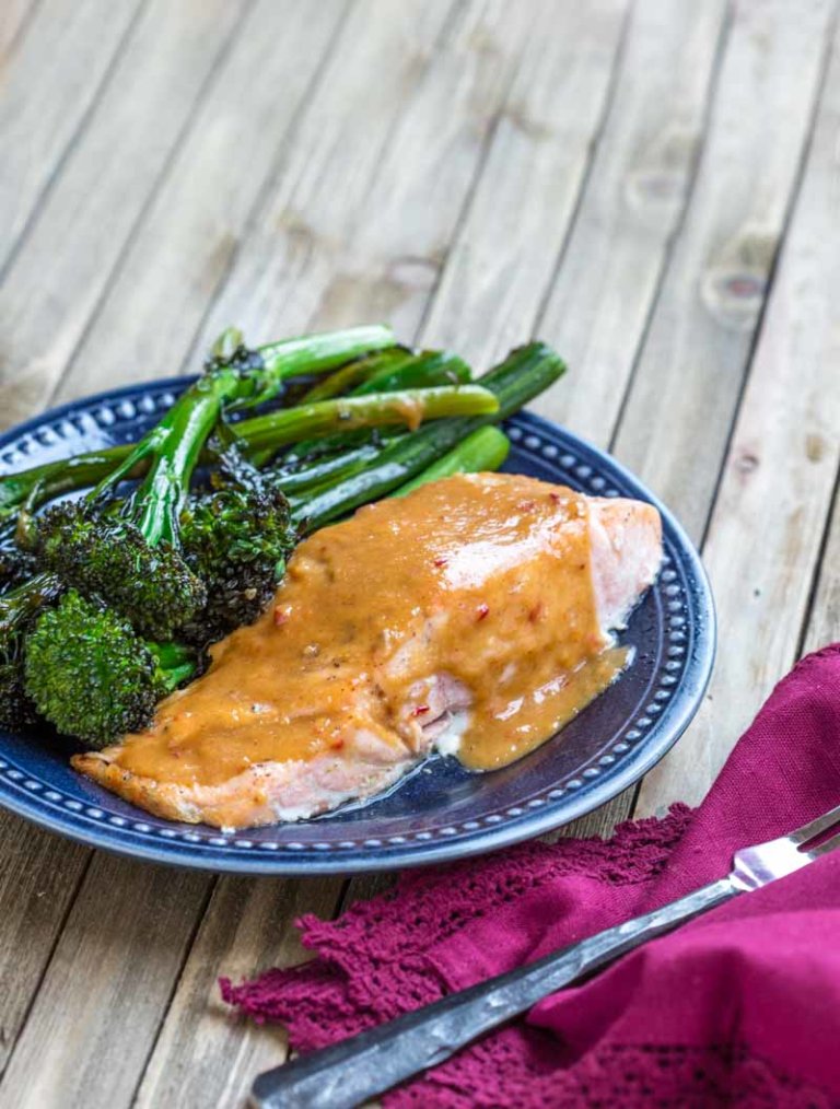 Easy Baked Salmon with Spicy Peanut Butter Glaze