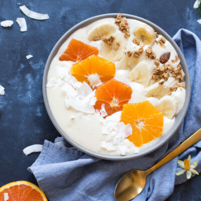 Orange Creamsicle Smoothie Bowl! Creamy, dreamy and everything you want in a smoothie that you can spoon. I love spooning my smoothies! Spooning > Sipping.