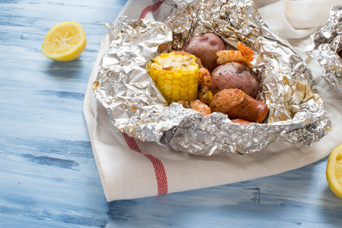 The traditional low country boil just got easier with these Low Country Boil Foil Packs that are ready for the grill, any day of the week! These packs are less fuss and take only minutes to put together.