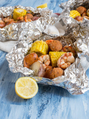 The traditional low country boil just got easier with these Low Country Boil Foil Packs that are ready for the grill, any day of the week! These packs are less fuss and take only minutes to put together.