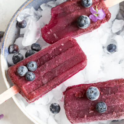 If you’re looking for more YUMMY ways to sneak in a little extra veg into your (or the fam’s) diet, look no further than making a batch (or all 4) of these savory fruit and veggie popsicles.