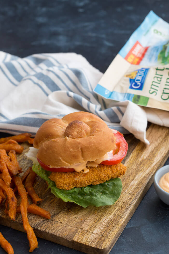 Want to bring home restaurant style flavor and have it on the table in less than 25 minutes? Get this Crispy Fish Sandwich with Sriracha Mayo Dressing on the menu!