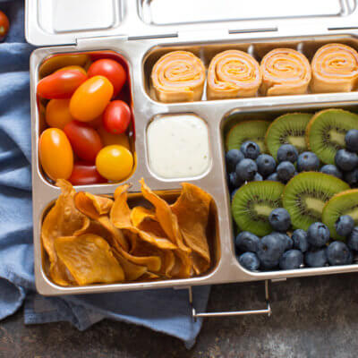 Sandwich free kid friendly lunch box ideas the whole family will love. These tasty bento style lunch boxes are balanced for nutrition, color, and variety the kids will love them.