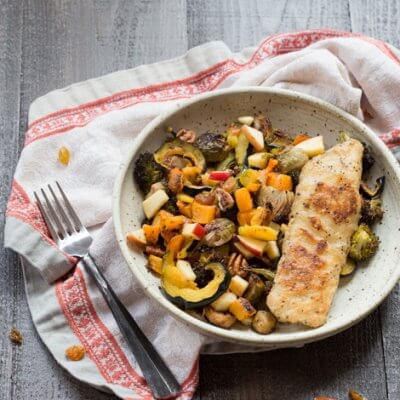 You guys...This Harvest Vegetable Medley is everything you want to eat this time of year. Roasted butternut squash, acorn squash, Brussels sprouts, apples and pecans. So good. Trust me!