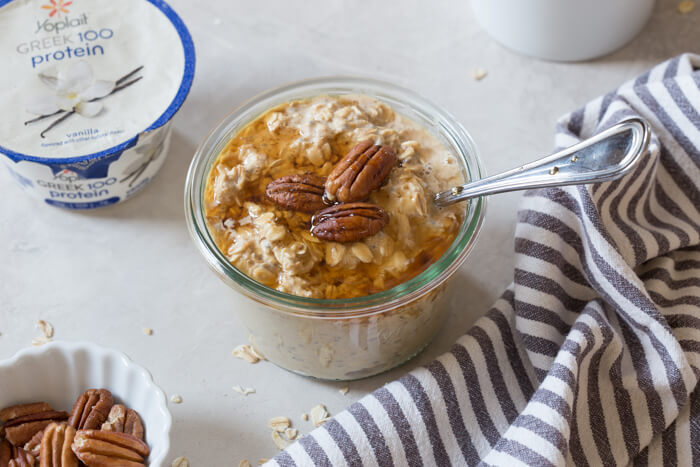 These Maple Pecan Latte Overnight Oats are perfectly maple-y sweet, latte infused and have all the holiday vibes. I’m in L-O-V-E.