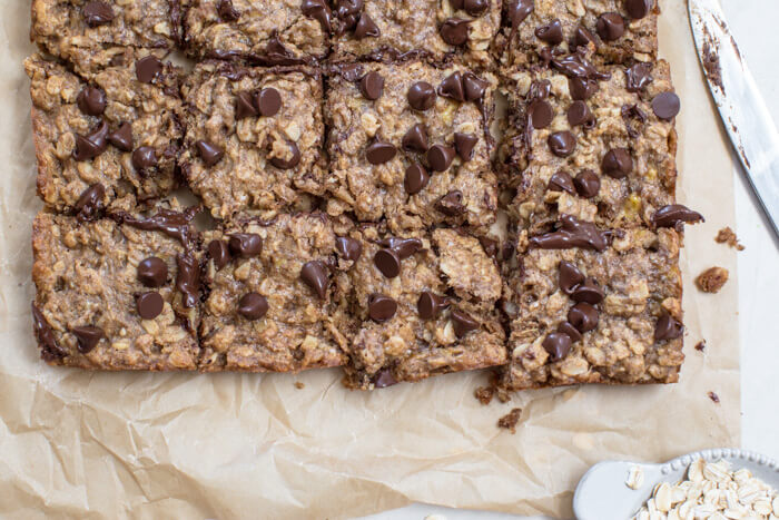 Soft Baked Almond Butter Banana Oat Bars, a whole food bar made in one bowl with simple ingredients. Soft baked and yummy for breakfast, snack or dessert. 
