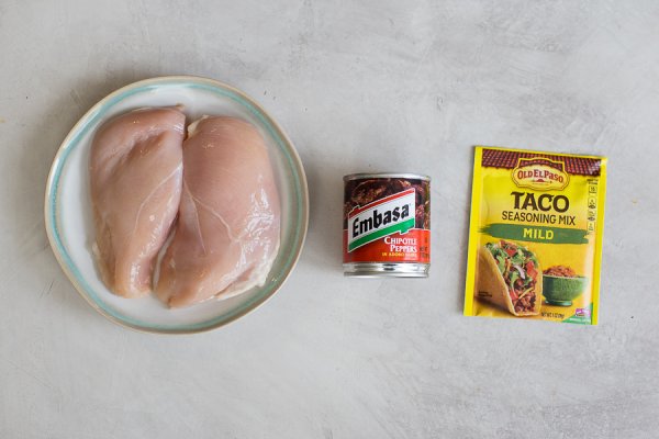 Instant Pot Chicken Tacos 5 ways! How to make instant pot shredded chicken tacos with taco seasoning coming in HOT! IP chicken breast recipes FTW.