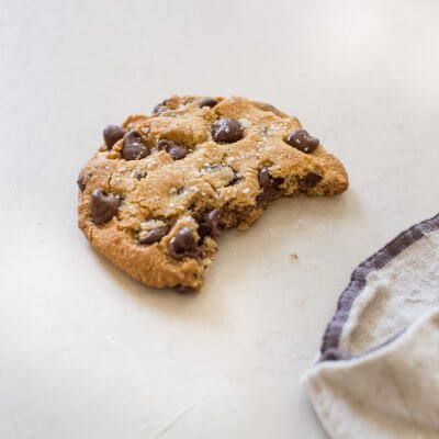 gluten free vegan almond flour chocolate chip cookies