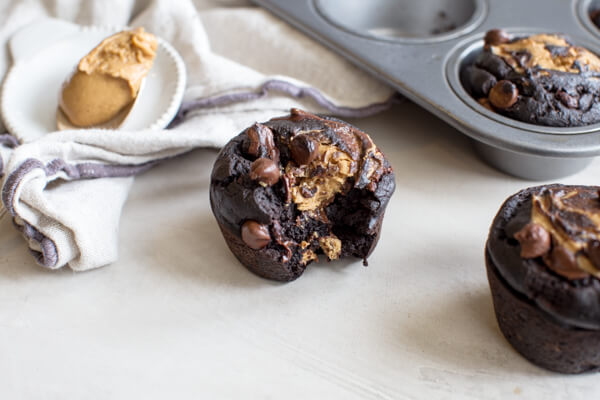 healthy chocolate chip muffins gluten free coconut flour banana peanut butter 