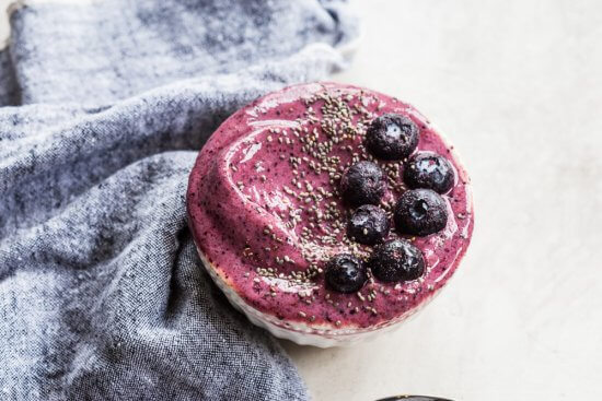 refreshing blueberry smoothie recipe with chia seeds