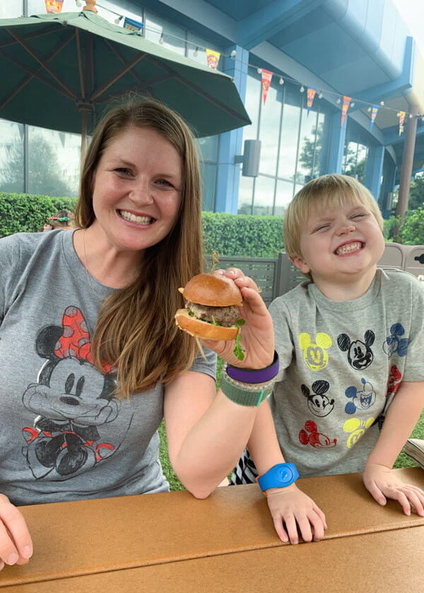 Best Place to Eat at Epcot Food and Wine Festival 2019. Plus our favorite kid friendly Epcot Food and Wine Festival menu items. 