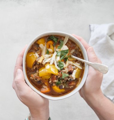 Stuffed Pepper Soup is best pressure cooker soup recipe to make this fall. It’s stuffed peppers in a bowl, easier to eat, faster to prep, and family fav.